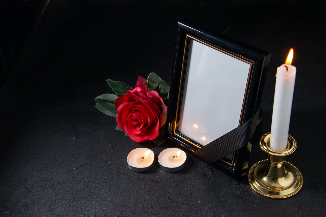Servicio funerario con ceremonias para todas las religiones